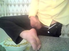 jerking with my feet